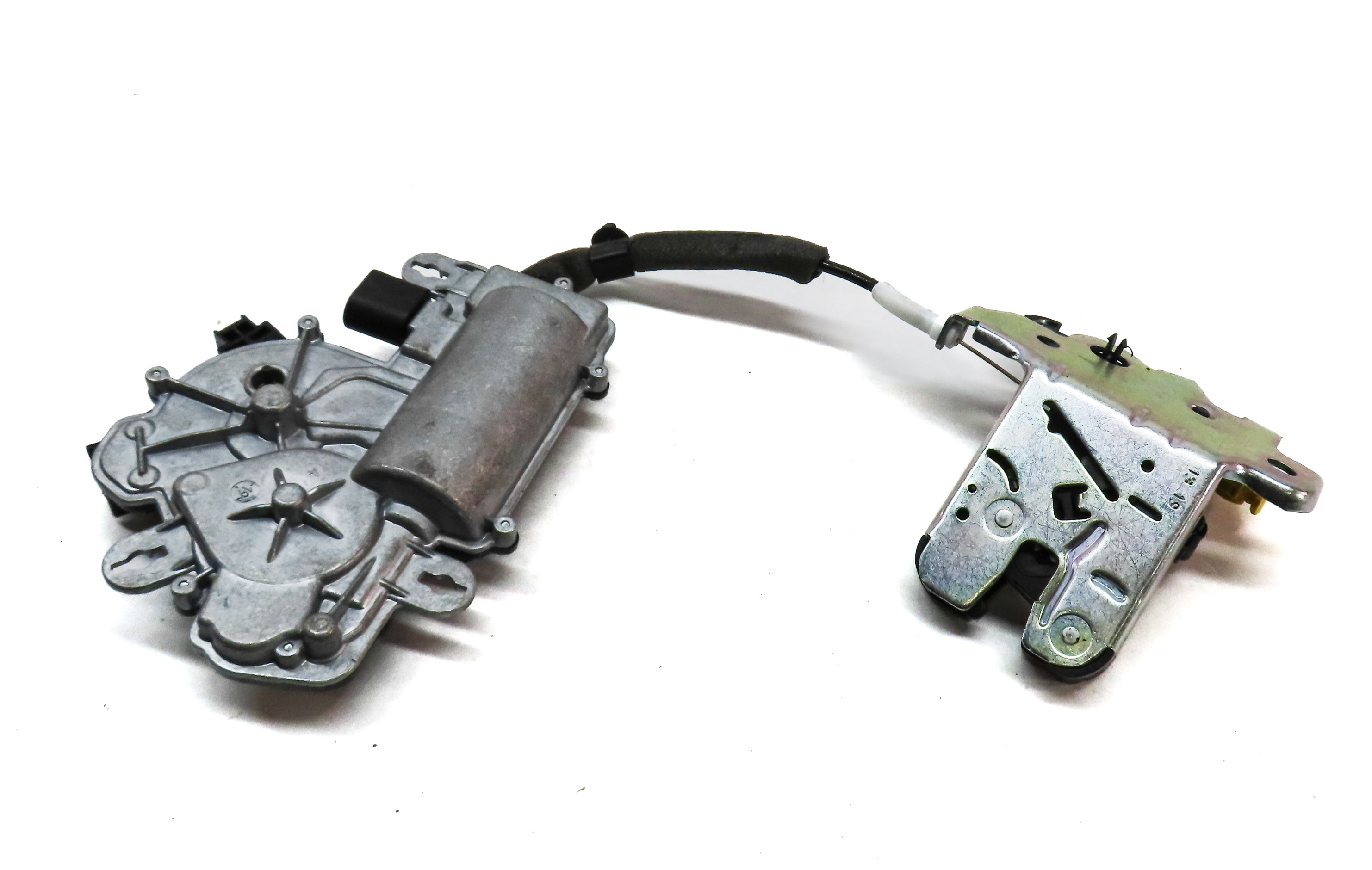 2019 AUDI A5 SPORTBACK (8W6) REAR HATCH TRUNK LOCK LATCH w/ ACTUATOR MOTOR — exact item pictured